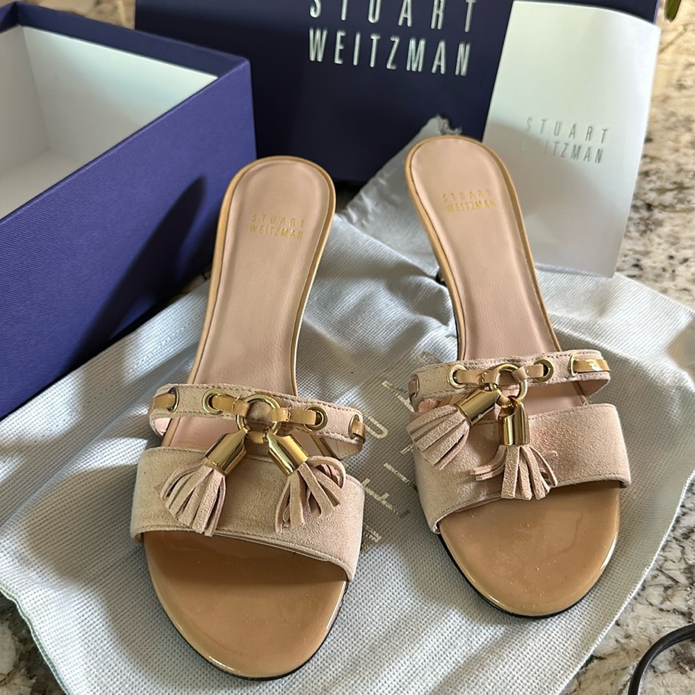 Like new Stuart Weitzman shoes size 8 blush